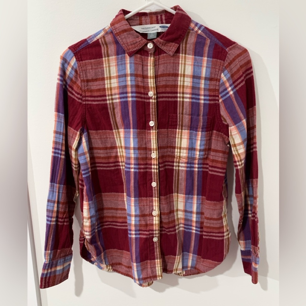 Maroon flannel button up shirt